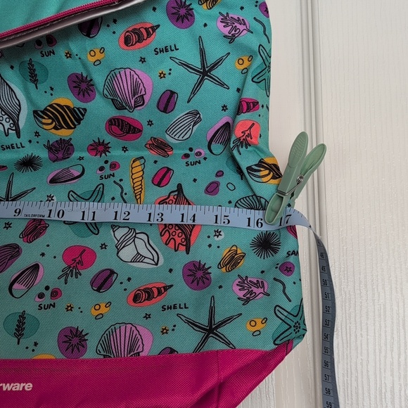 🆕 Tupperware®️ Backpack Cooler - Picture 4 of 6